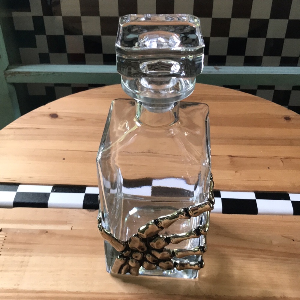 Pottery Barn Spooky Spine-tingling Silver Skeleton Hand Liquor Decanter 💀